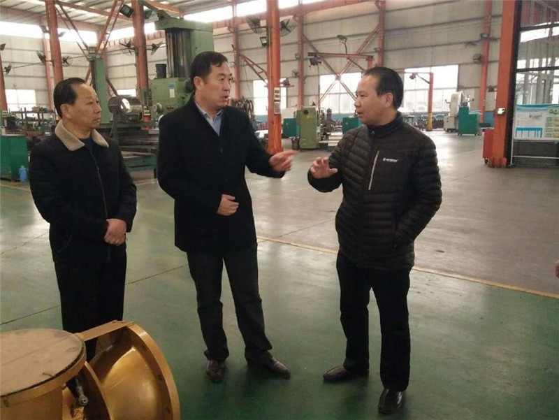 章丘双山街道党工委书记李屹东考察28圈注册网站