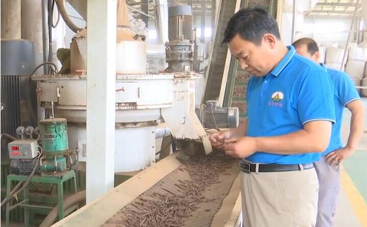 颗；；；；；；；；咚惺迪肿远，，年处置惩罚秸秆等放弃物12万吨，，，有用解决了因放弃物群集造成的农村情形问题，，，实现了农林放弃物的综合使用