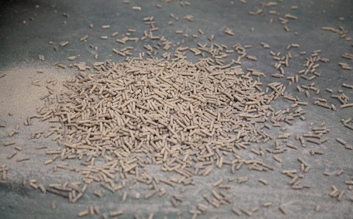 稻壳可以通过稻壳制；；；；；庸た帕Ｈ剂，，，，供人们一样平常取暖和，，，，供发电厂发电