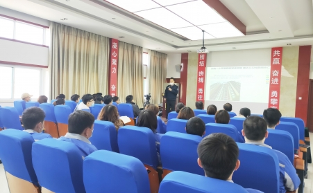 强化消防宣传，，，，，，，，普及消防知识———山东28圈注册网站开展消防清静知识培训会