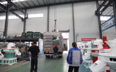 生物质燃料颗；；；；；；；；⒒趵玻∧乖谟淘ヂ穑浚浚浚？？早下单早发货，，，，，，gogogo